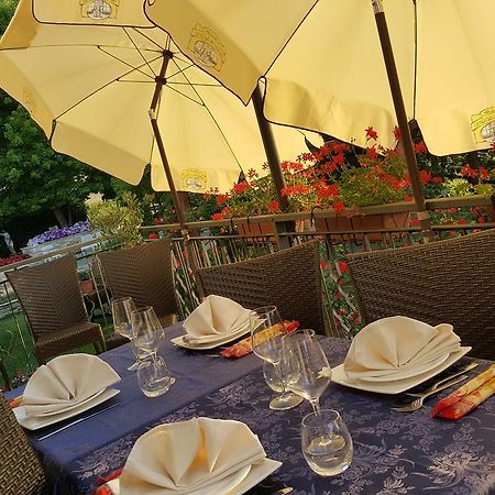 瓦尔齐 Ristorante Primula Bianca酒店 外观 照片